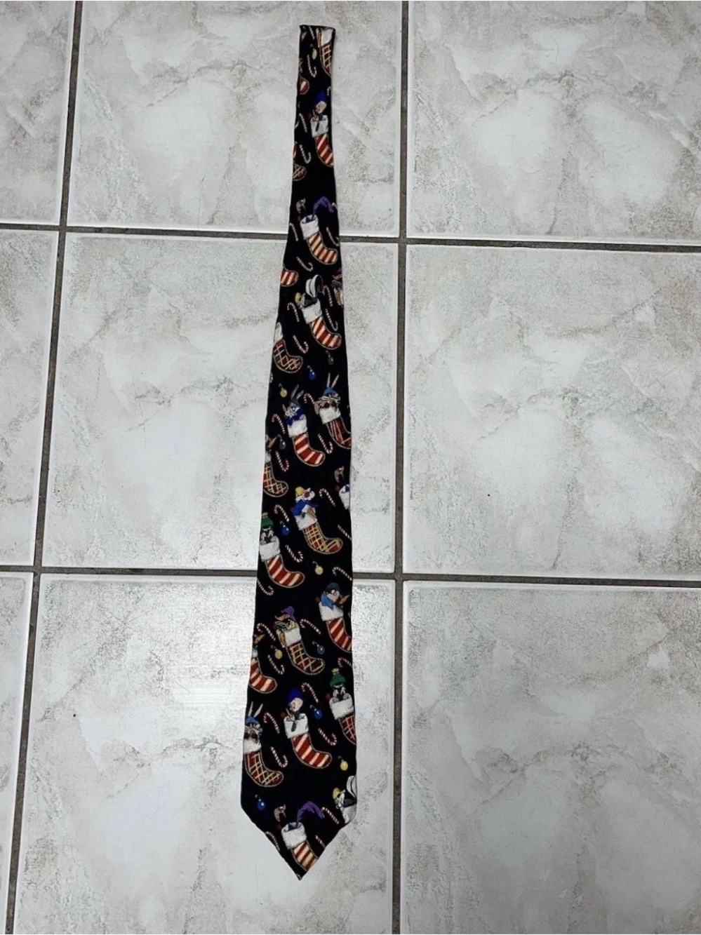 Looney Tunes Mania 1995 Vintage Men's 100% Silk Christmas Necktie